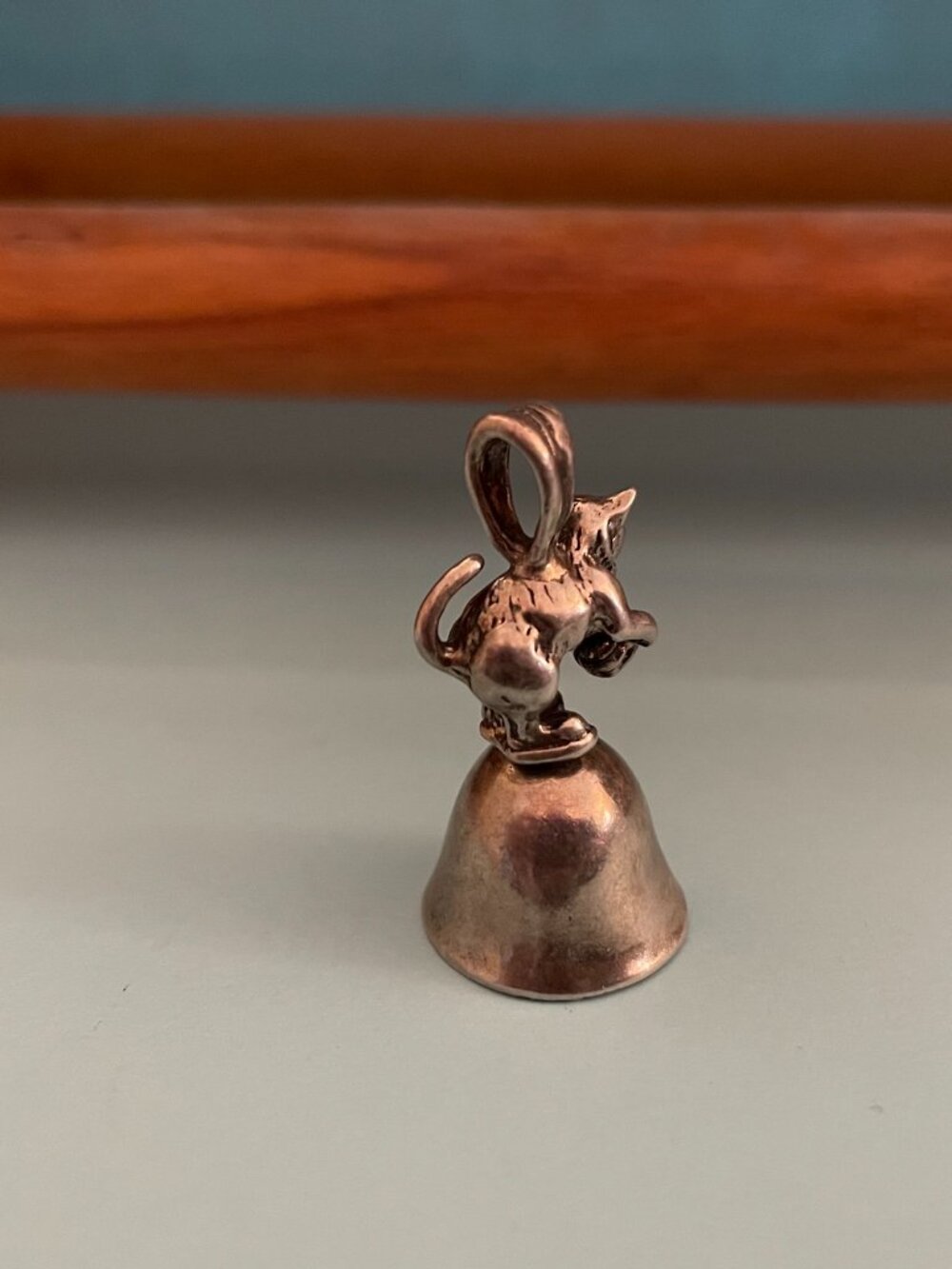 Vintage Sterling Silver Handmade OOAK Cat Bell Pendant Bob Stringer Y2K $125 - Picture 10 of 12